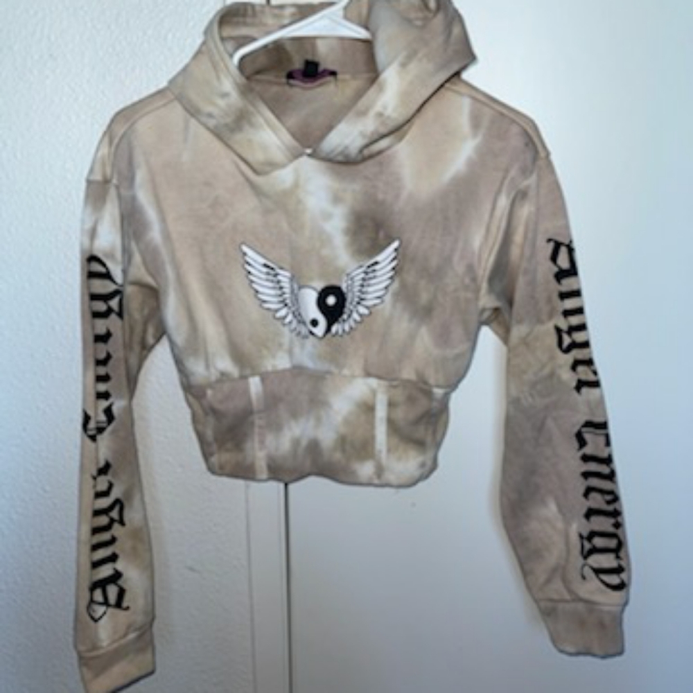M cropped hoodie